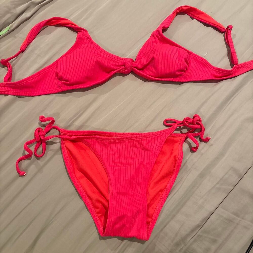Xhilaration Women's Pink Bikinis-and-tankini-sets